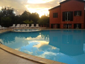 Pool - Apartment sleeps 6 in a residence near the sea in Lozari (Palasca)