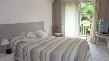 3 camere, ferro/asse da stiro, Wi-Fi gratuito, lenzuola