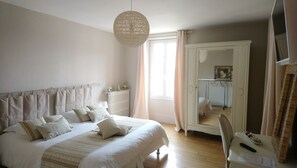 3 chambres, fer et planche Ă repasser, lit parapluie, Wi-Fi