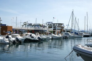 Marina