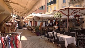 Udendørs spisemuligheder