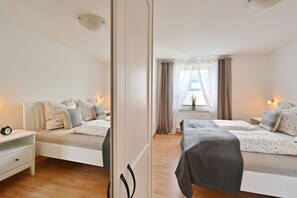 1 Schlafzimmer, Reisekinderbett, WLAN, Bettwäsche