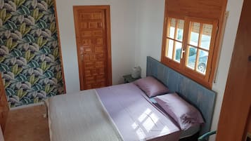 3 bedrooms, iron/ironing board, travel crib, free WiFi