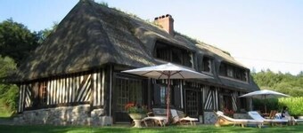 Superb Villa with pool, near Deauville former cider mill 