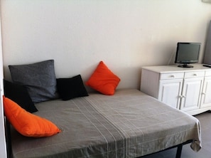1 bedroom, free WiFi - Studio waterfront, near beach, sea view, 4 persons (Palavas-Les-Flots)
