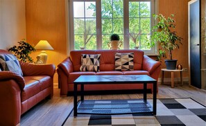 Smart TV, DVD player, books, music library - 95 m² way of life in a stylish penthouse: quiet and charming. - WiFi possible (Bad Harzburg)