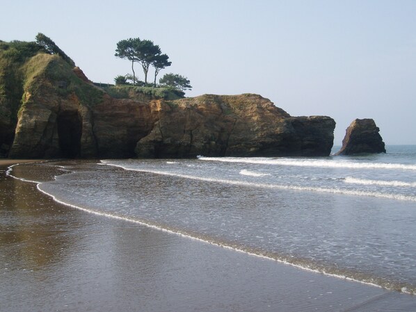 Beach nearby - Small house, 300 m from the beach, sleeps 7, swimming pool in the residence (Saint-Michel-Chef-Chef)