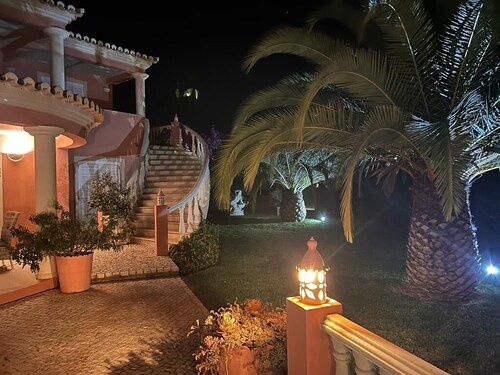 Luxury villa with heated pool 