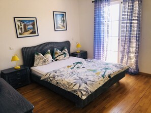 5 camere, ferro/asse da stiro, culla da viaggio, Wi-Fi gratuito