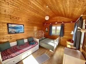 1 bedroom, WiFi, bed sheets - Tiny House Jorgina - Areia Branca (Lourinhã)