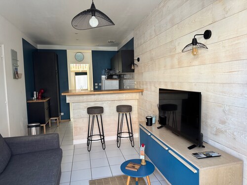 Appartement RDC avec grande terrasse à 20 mêtres de la plage