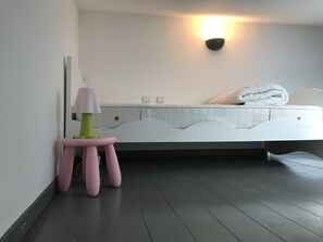 2 habitaciones, escritorio, wifi gratis y ropa de cama 