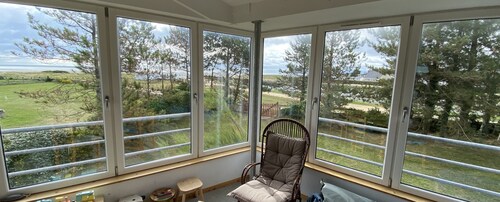 House entirely renovated in edge of sea