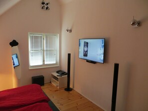 1 bedroom, soundproofing, free WiFi, bed sheets