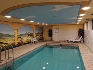 Pool - Quiet and cozy apartment with a lot of atmosphere (Walchensee)