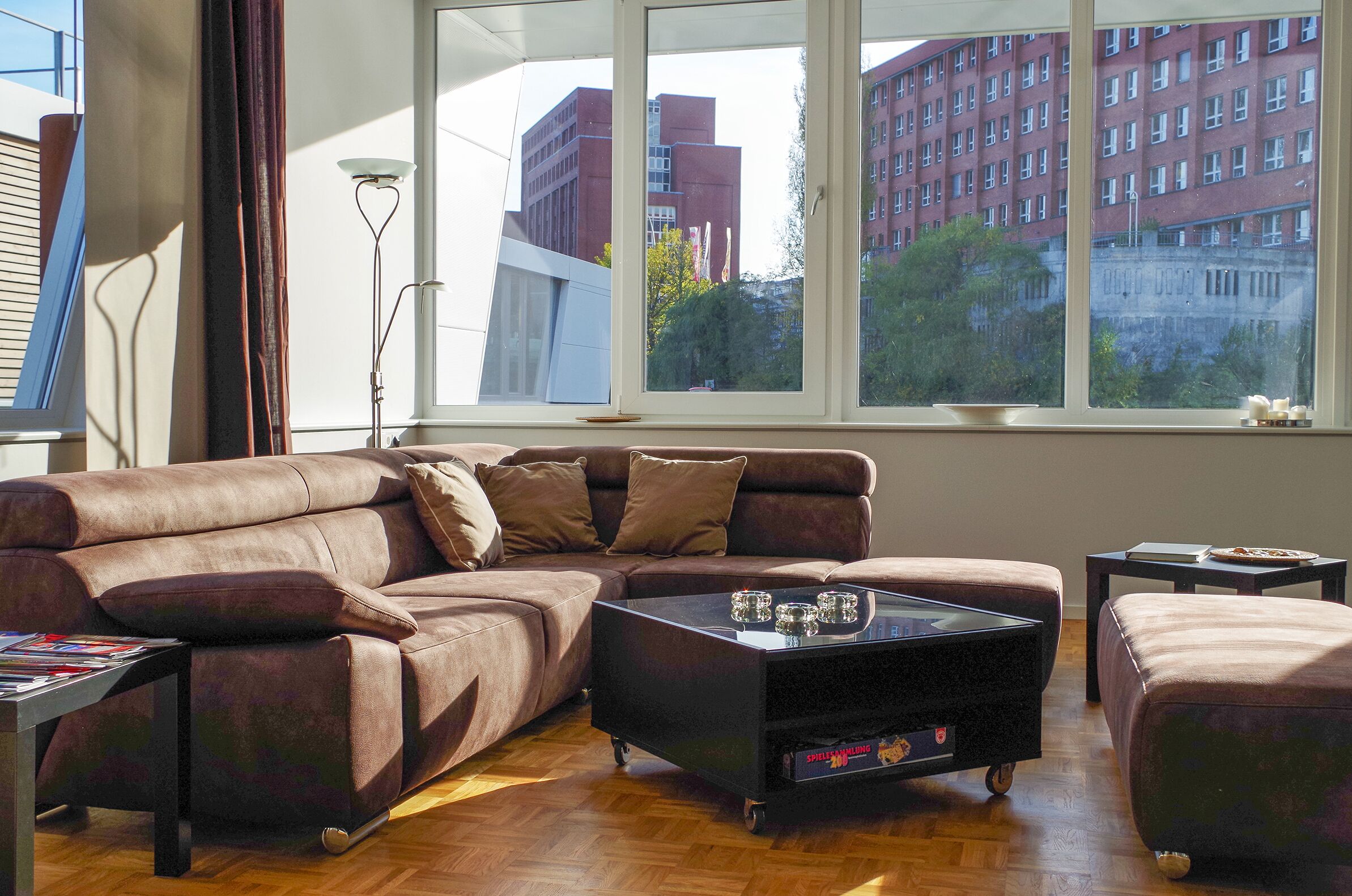 Télévision, livres, chaîne hi-fi