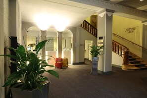 Lobby - Comfortable apartment in the center of Davos (Davos)