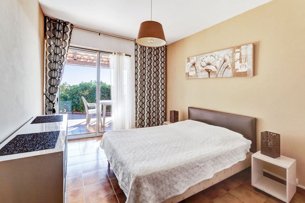 3 chambres, fer et planche à repasser, lit parapluie, Wi-Fi gratuit