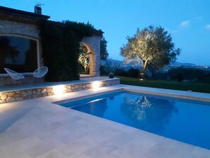 Piscine extérieure
