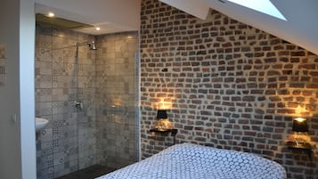 Een douche, een bubbelbad