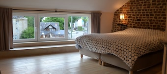 La Roche en Ardenneの歴史的中心地にあるコテージ