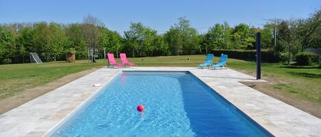 Piscine extérieure, piscine chauffée