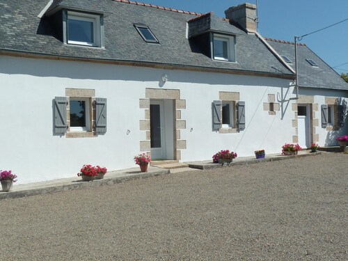 HOUSE FOR YOUR HOLIDAYS NEAR THE OCEAN - 2 STARS -