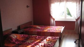 2 Schlafzimmer, Bügeleisen/Bügelbrett, WLAN, Bettwäsche