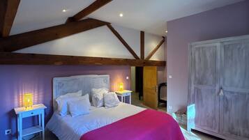 5 間睡房、熨斗/熨衫板、Wi-Fi、床單