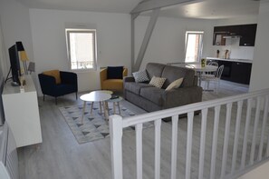 TV, books - Le gîte Saint-Martin (Pargny-Lès-Reims)