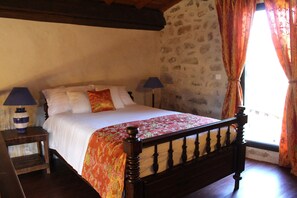 1 chambre, Wi-Fi, draps fournis