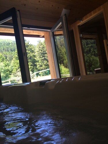 Chalet BLANCHEMER avec Sauna et Jacuzzi Accessibilité PMR