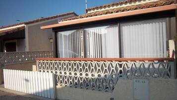 Enceinte de lâhĂ©bergement