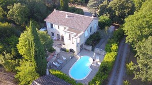 Exterior - Stone house with private pool - 10 pers 5 bedrooms 2 bathrooms (Labeaume)