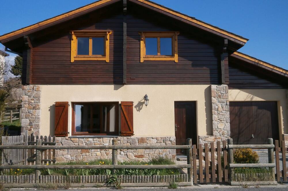 FONT-ROMEU INDEPENDENT CHALET T4 ALL COMFORT 6\/8 pers. CLOSED GARDEN, SOUTH FACING