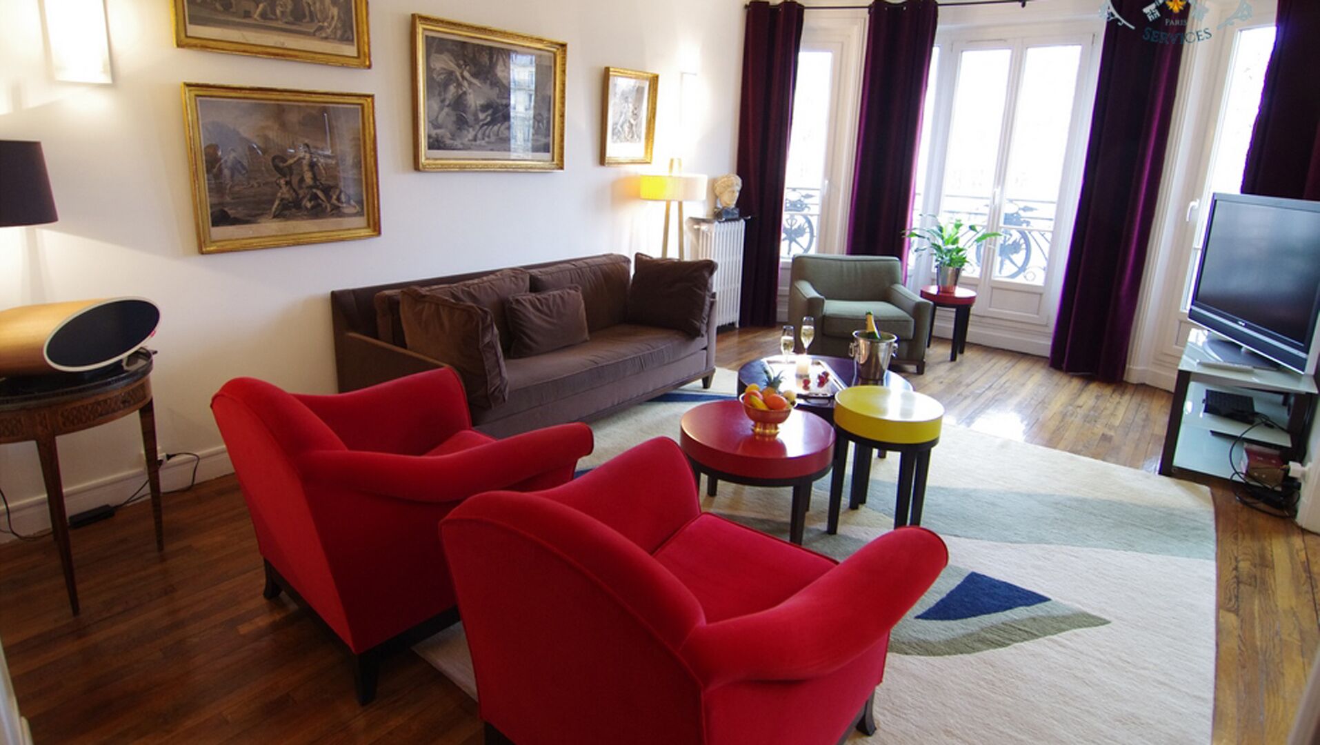 Smart TV, DVD player, stereo, computer monitors