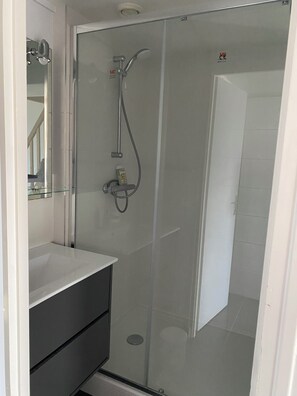 Dusche, Haartrockner