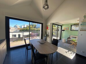 Dining - CHALET HOUSE with SEA VIEW in PLERIN LES ROSAIRES (22190) -BRETAGNE (Plérin)