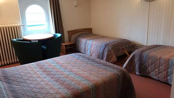 3 chambres, bureau, fer et planche à repasser, Wi-Fi