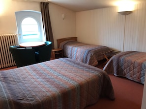 3 bedrooms, desk, iron/ironing board, WiFi - Apartment in the heart of the village 4 (Les Rousses)