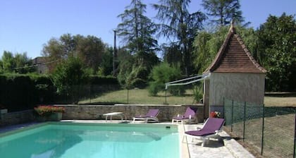 Villa mit Pool und Sauna