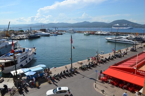 圣特罗佩port of saint-tropez, sea view apartment住宿优惠| hotels
