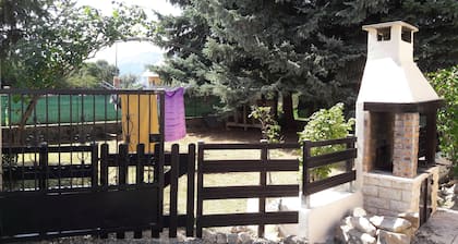CASA DE PIEDRA RELACIONADA