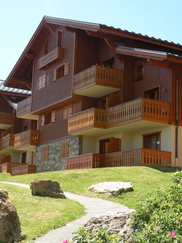 Comfortable and well-kept - exceptional view