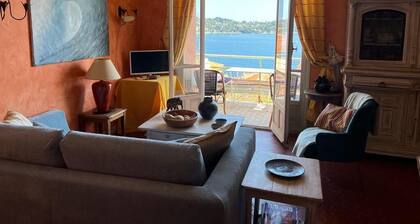 APPARTEMENT LUMINEUX LES LAVANDIERES- Vue d'exception sur la Rade