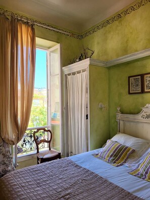 2 bedrooms, iron/ironing board, travel crib, WiFi