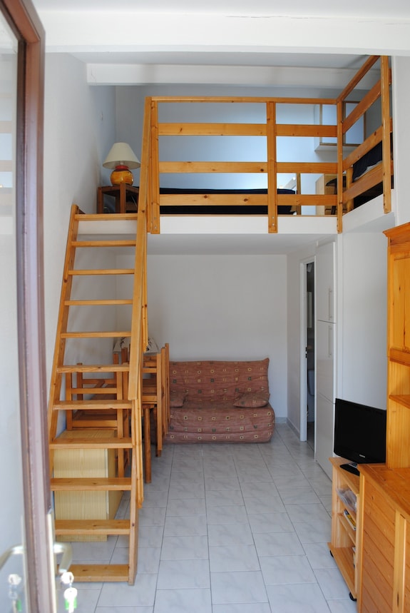 Villa In Residenza Familiare Con Piscina - Leucate