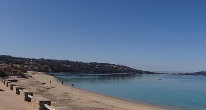 Rental Porticcio Agosta Air conditioning 200 m from the sea, garden and barbecue