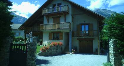 New apartment in Chalet, in the heart of the Parc des Ecrins,