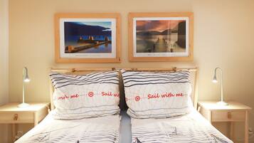 1 bedroom, free WiFi, bed sheets